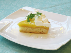 Lemon cream tart